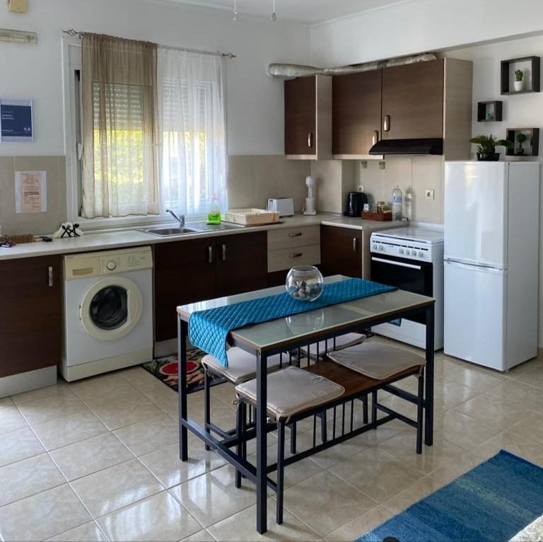 Artemisia Apartment Коскіну Екстер'єр фото